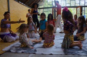 damiana con las chiki dance